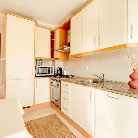 Oasis With Pool & Balconies Near Town & * Alvor