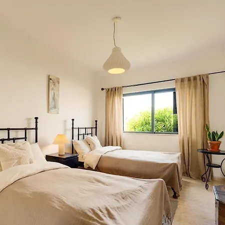 Lejlighed Oasis With Pool & Balconies Near Town &