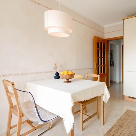 Oasis With Pool & Balconies Near Town &