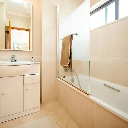 Lejlighed Oasis With Pool & Balconies Near Town &