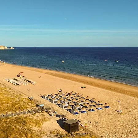 Oasis With Pool & Balconies Near Town &