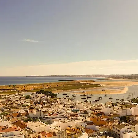 Oasis With Pool & Balconies Near Town & Alvor